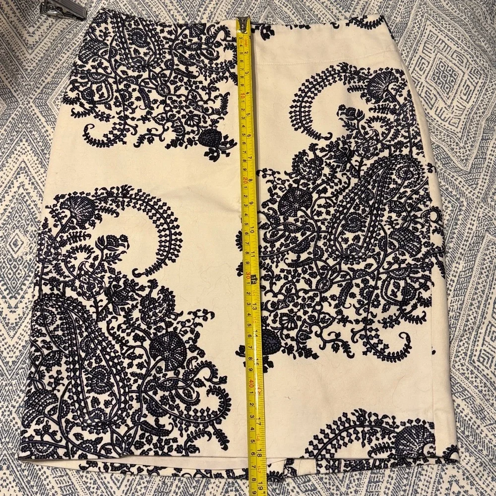 LOFT pencil skirt